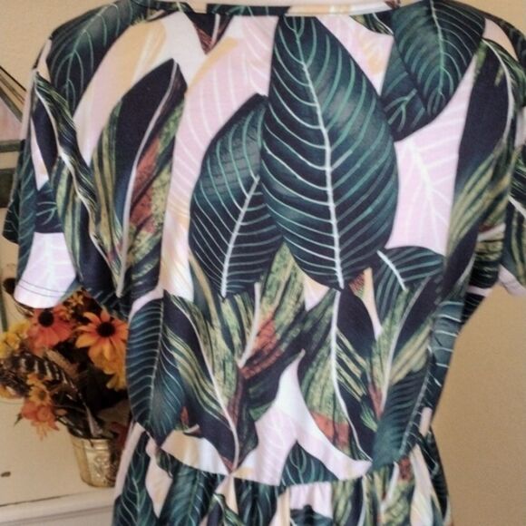 Tropical Inspired Dress  - Picture 7 of 11